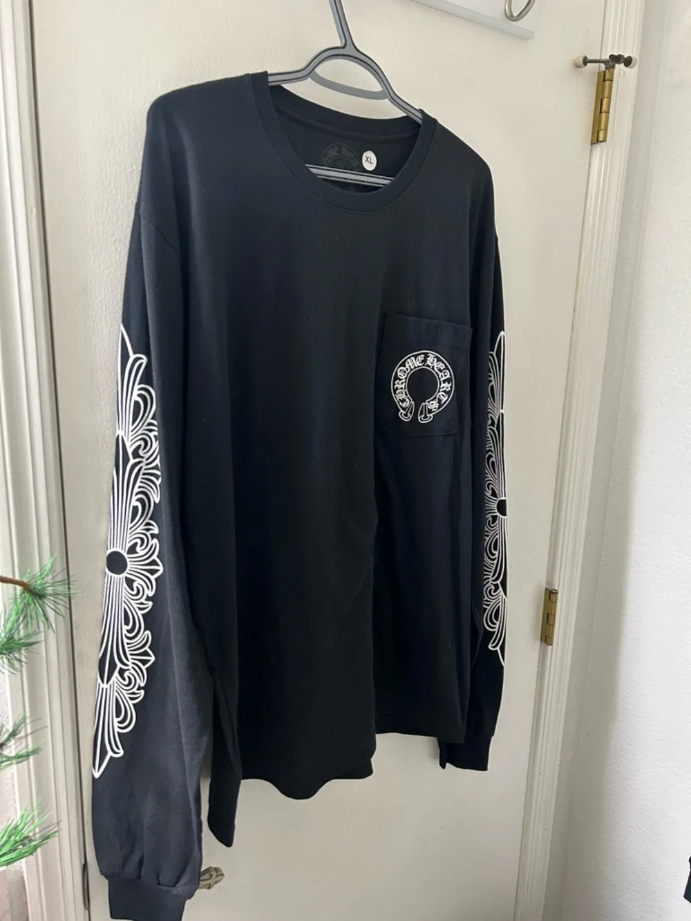 Chrome hearts horseshoe logo black and white brand new never worn have receipts - Picture 1 of 2